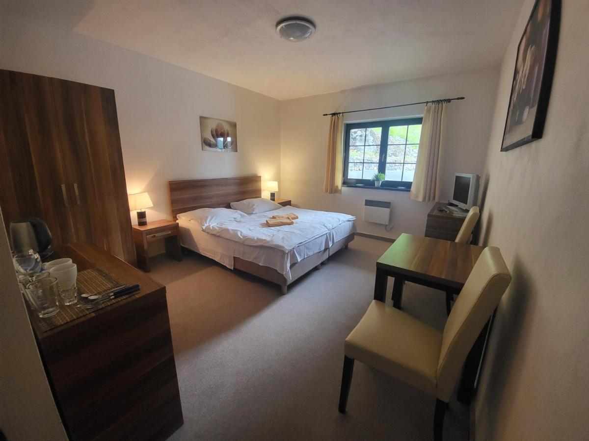 Apartmány Olívia a Olympia Liptov Ruzomberok Esterno foto