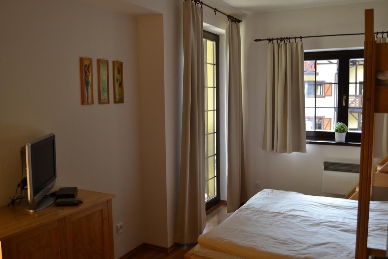 Apartmány Olívia a Olympia Liptov Ruzomberok Esterno foto
